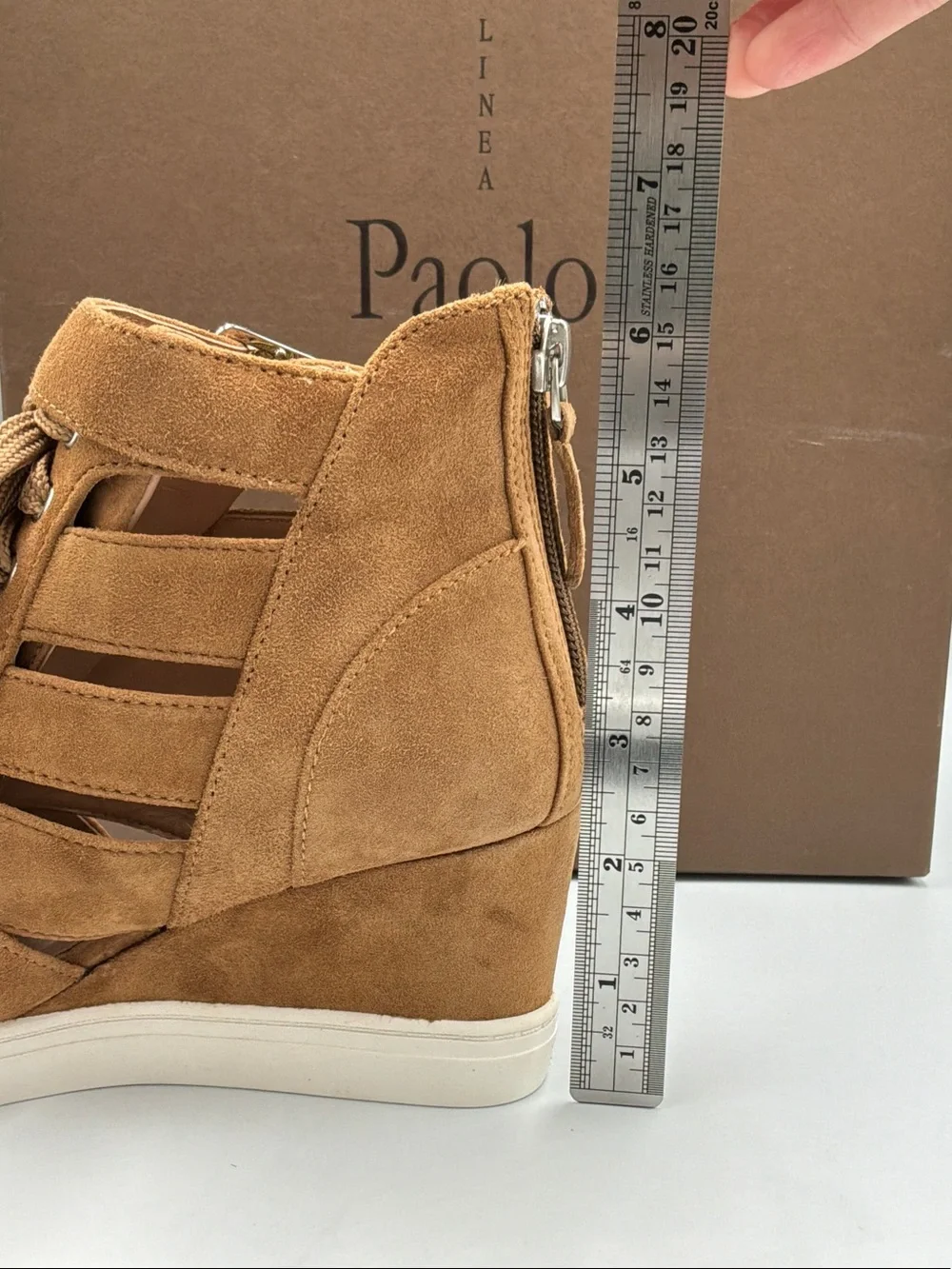 Paolo suede wedge